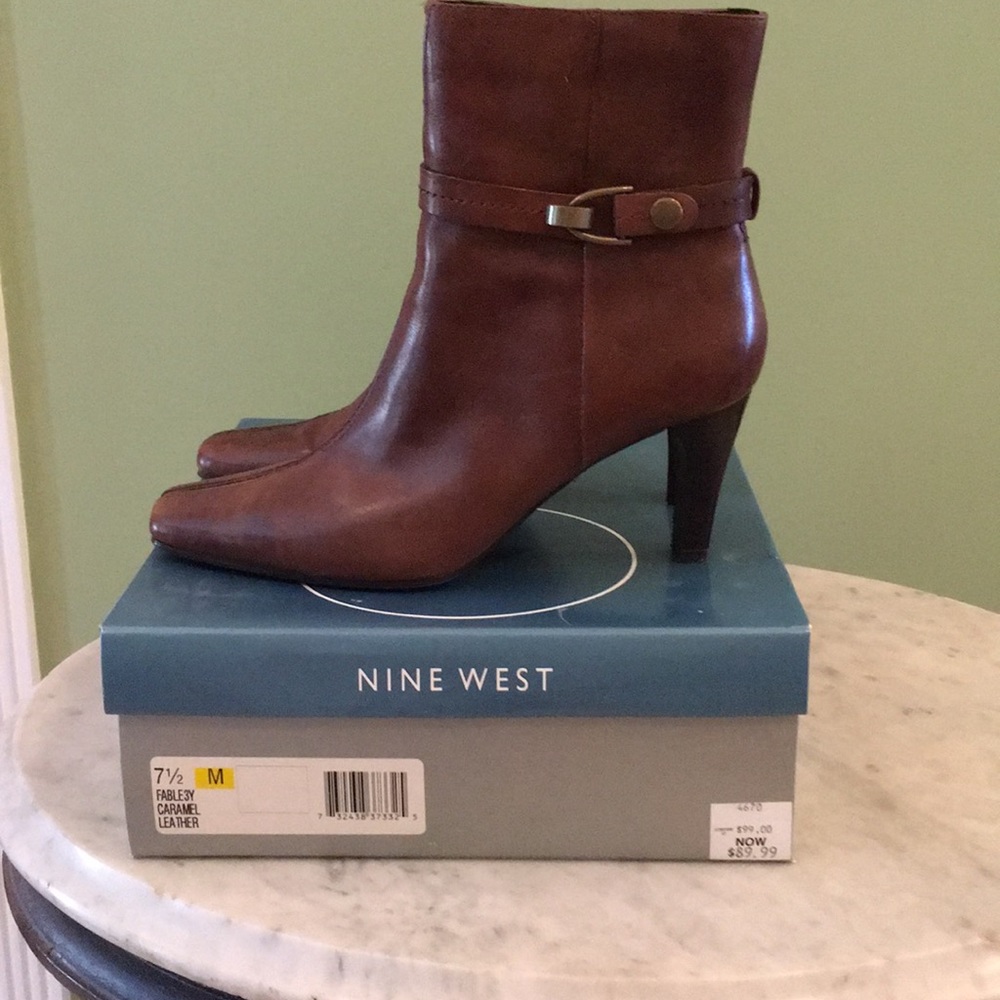 Nine West Booties SIZE7.5